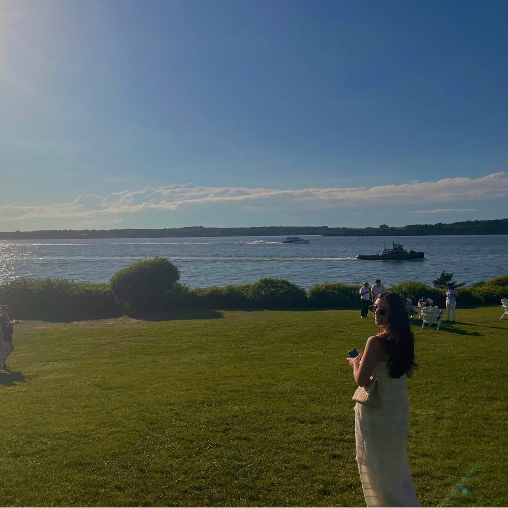 Meet your Posher, Alexis